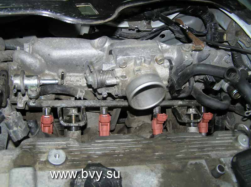 Mazda Bongo-расположение инжекторов на двигателе
